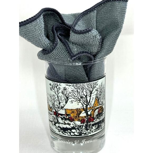 Double Old fashioned Currier & Ives"Frozen Up" Glass - Picture 5 of 5